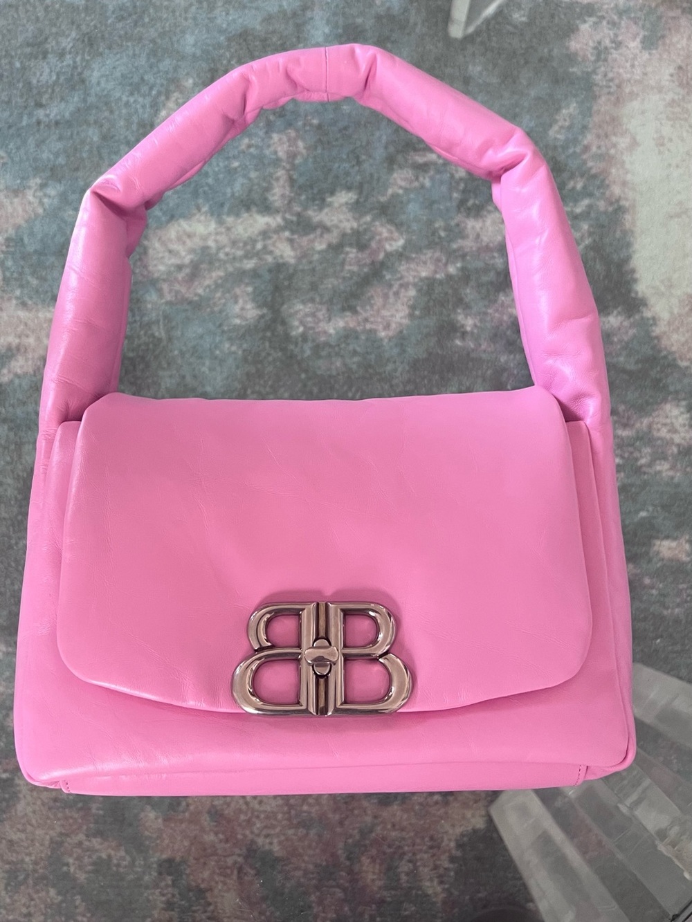 ✨💕FLASH SALE!! NWOT Balenciaga Monaco Leather Shoulder Bag - Pink / Small